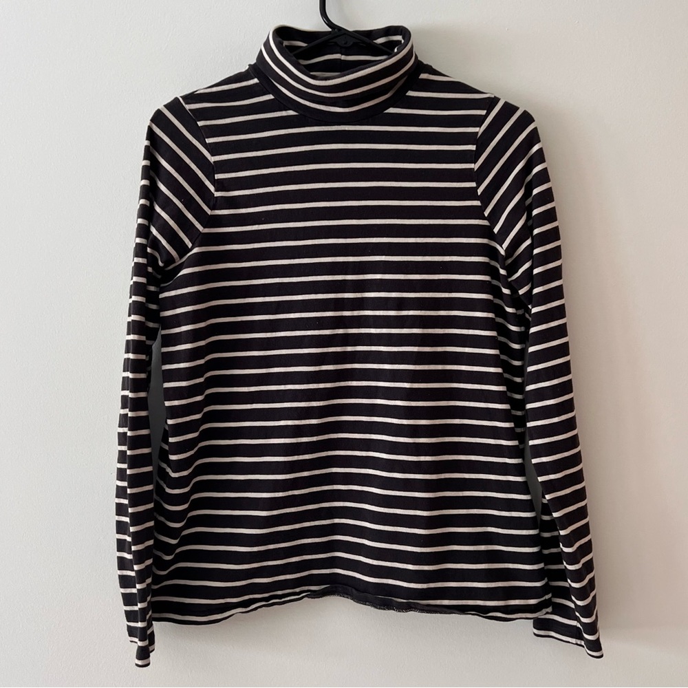 Faherty Turtle Neck